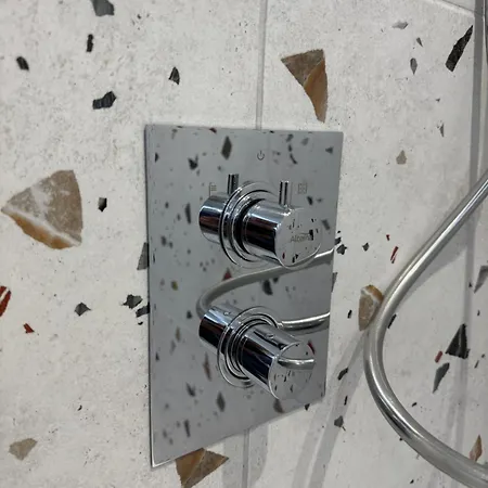 Loft House In Historic Center 度假居 *