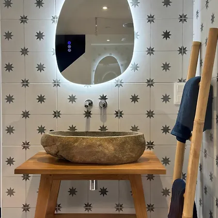 Loft House In Historic Center 度假居 贝叶