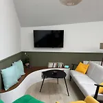 Stylish Loft In Historic Center, 5m Ceilings, Glass Wall, 3 Bedrooms Σπίτι διακοπών Μπαγιέ
