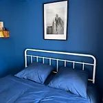 Stylish Loft In Historic Center, 5m Ceilings, Glass Wall, 3 Bedrooms Μπαγιέ