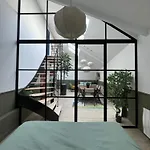 Stylish Loft In Historic Center, 5m Ceilings, Glass Wall, 3 Bedrooms Σπίτι διακοπών