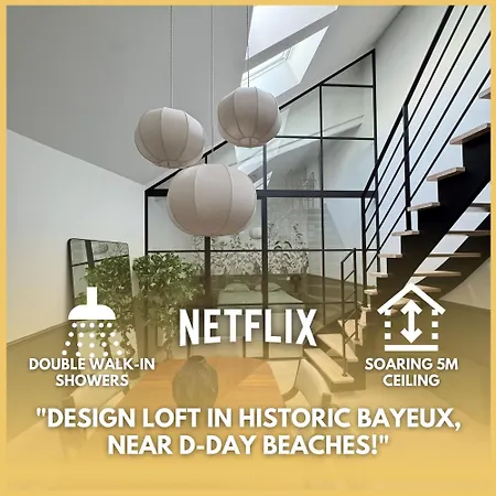Stylish Loft In Historic Center, 5m Ceilings, Glass Wall, 3 Bedrooms Σπίτι διακοπών *